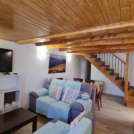 Casa Rural Los 7 Pinos De Gredos นาวาร์เรดอนดา เด เกรโดส ภายนอก รูปภาพ